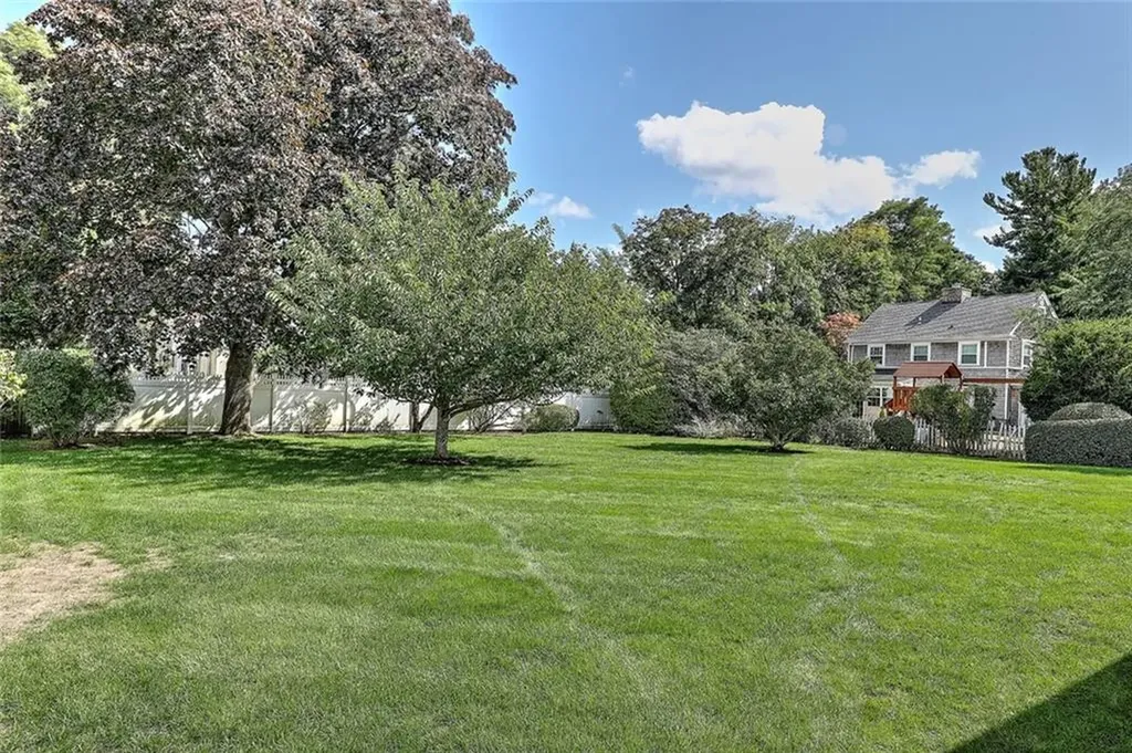 66 Westfield Road Warwick RI 02888