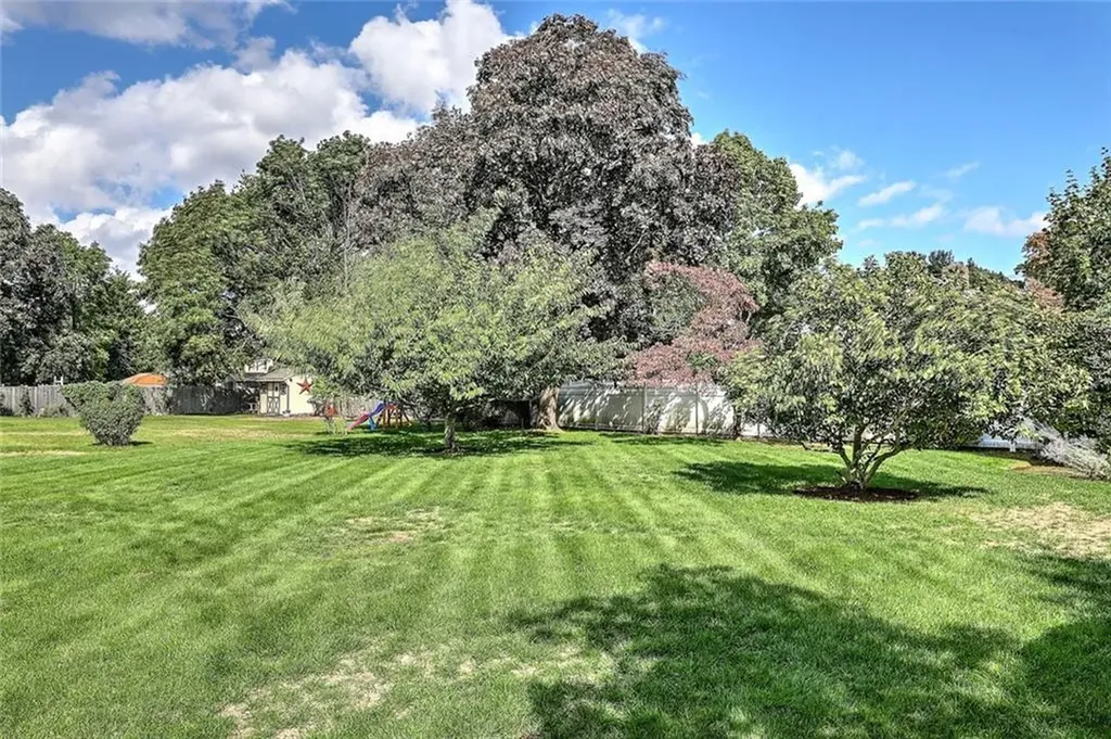 66 Westfield Road Warwick RI 02888