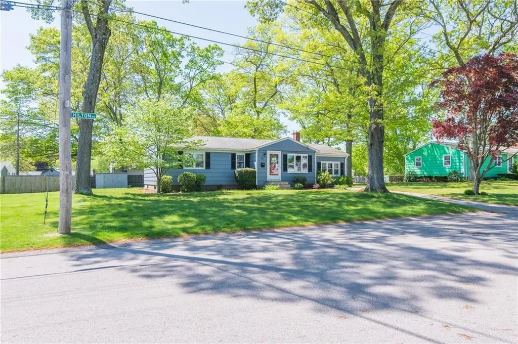 36 Hilton Road Warwick RI 02889