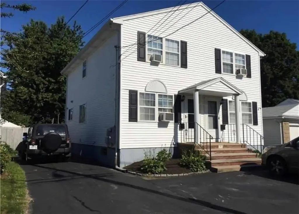 26 Hazael Street Providence RI 02908
