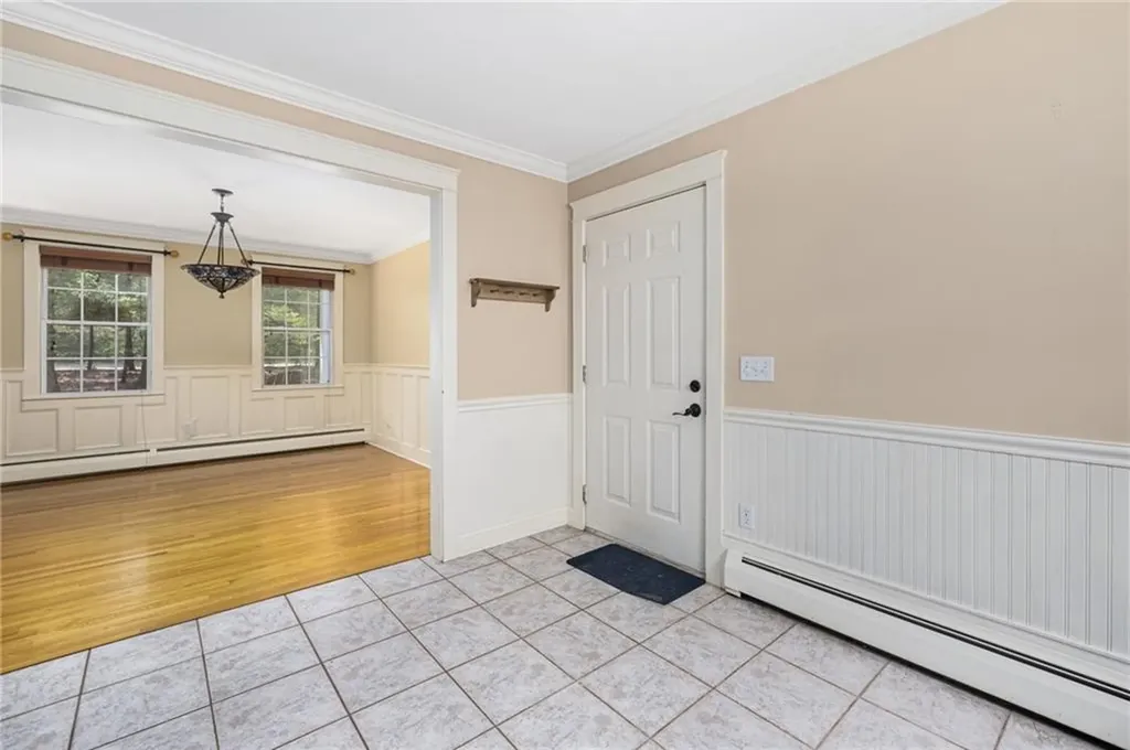 16 Karen Drive Hopkinton RI 02832