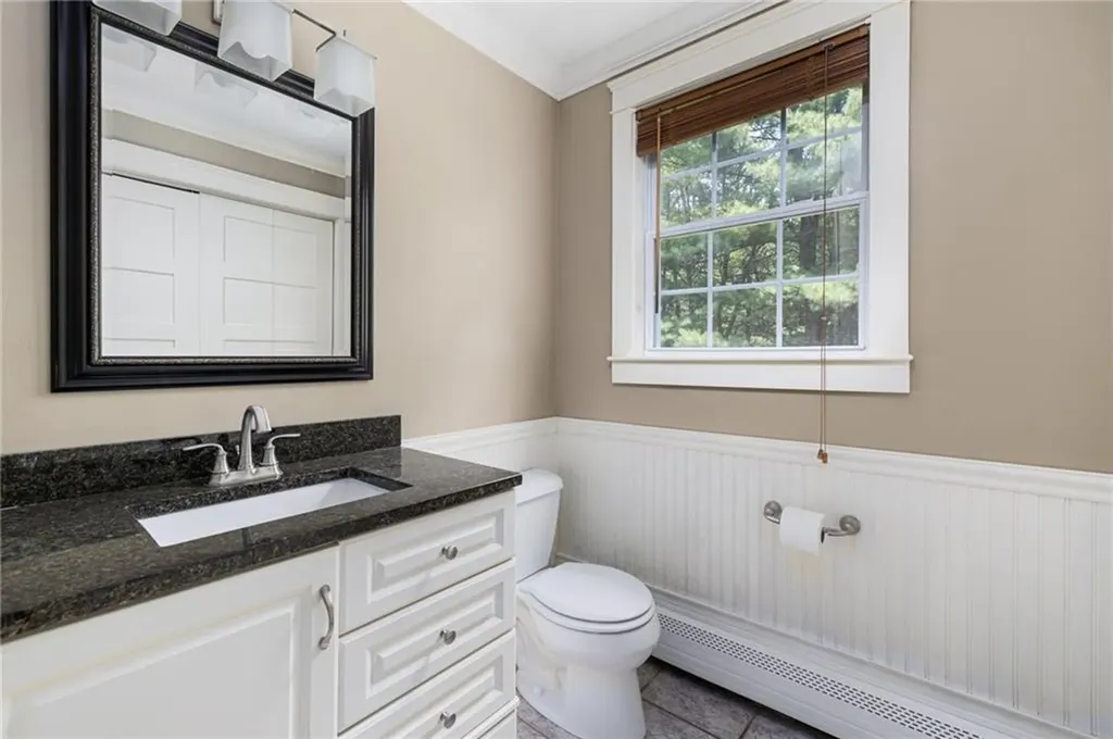 16 Karen Drive Hopkinton RI 02832