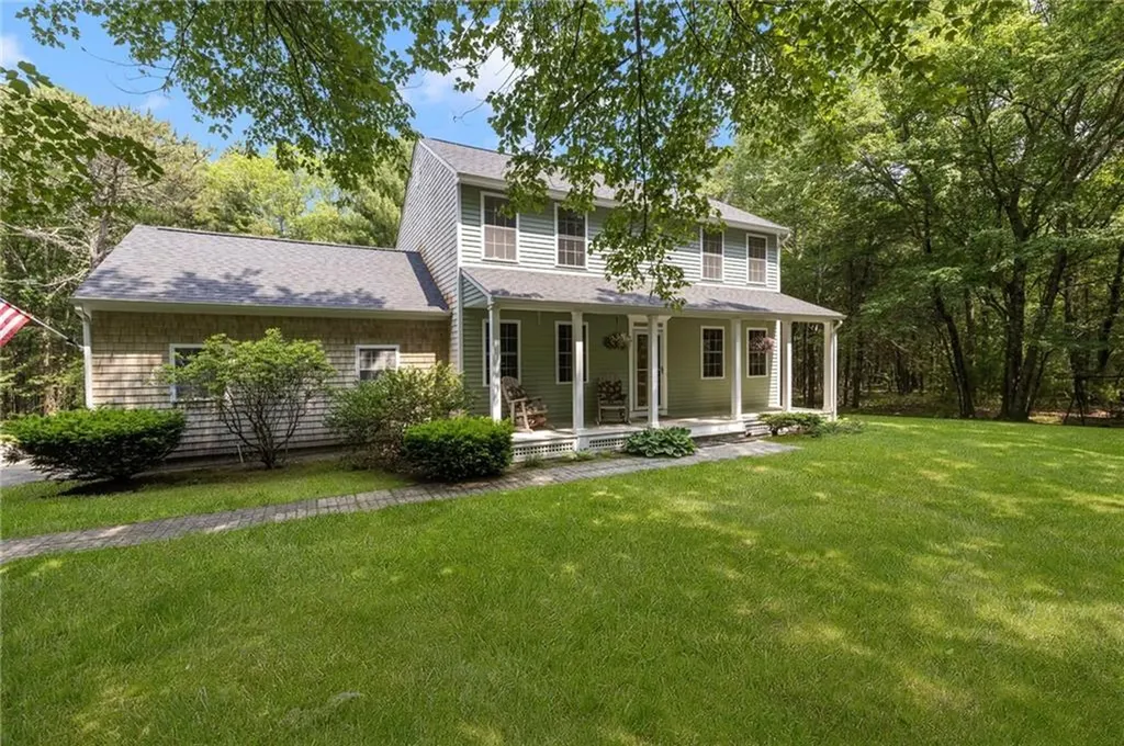 16 Karen Drive Hopkinton RI 02832