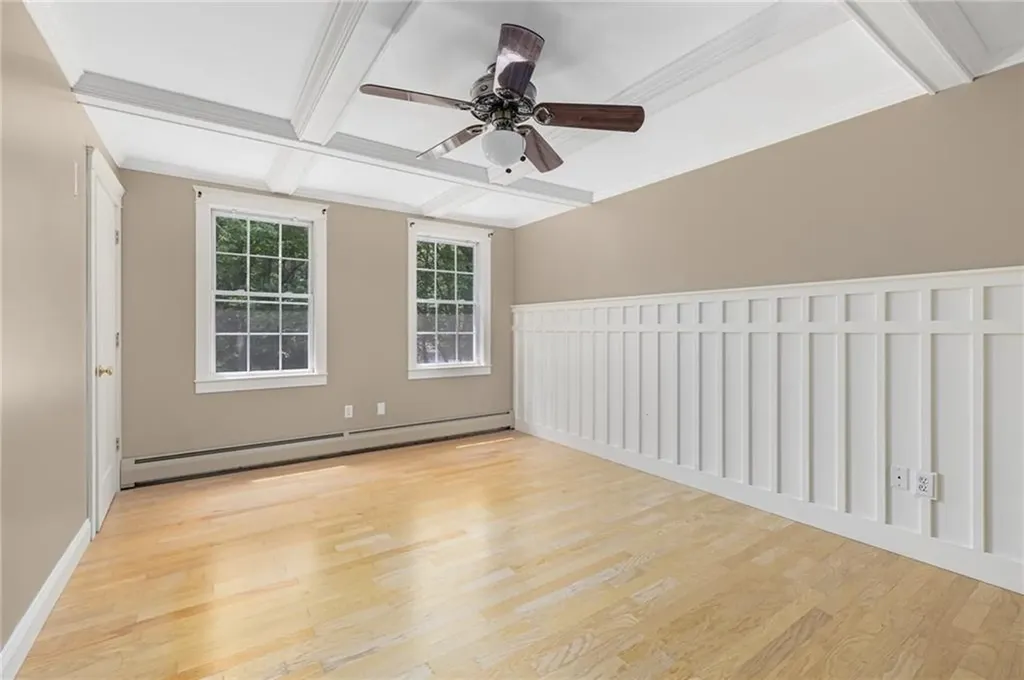 16 Karen Drive Hopkinton RI 02832