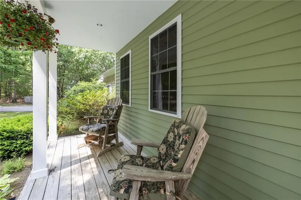 16 Karen Drive Hopkinton RI 02832