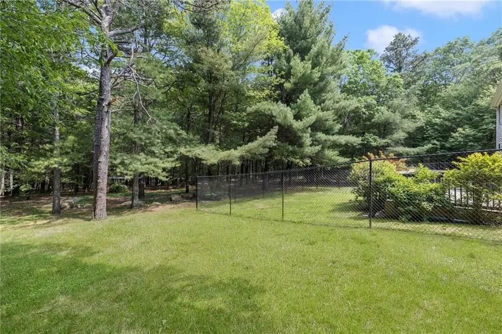 16 Karen Drive Hopkinton RI 02832