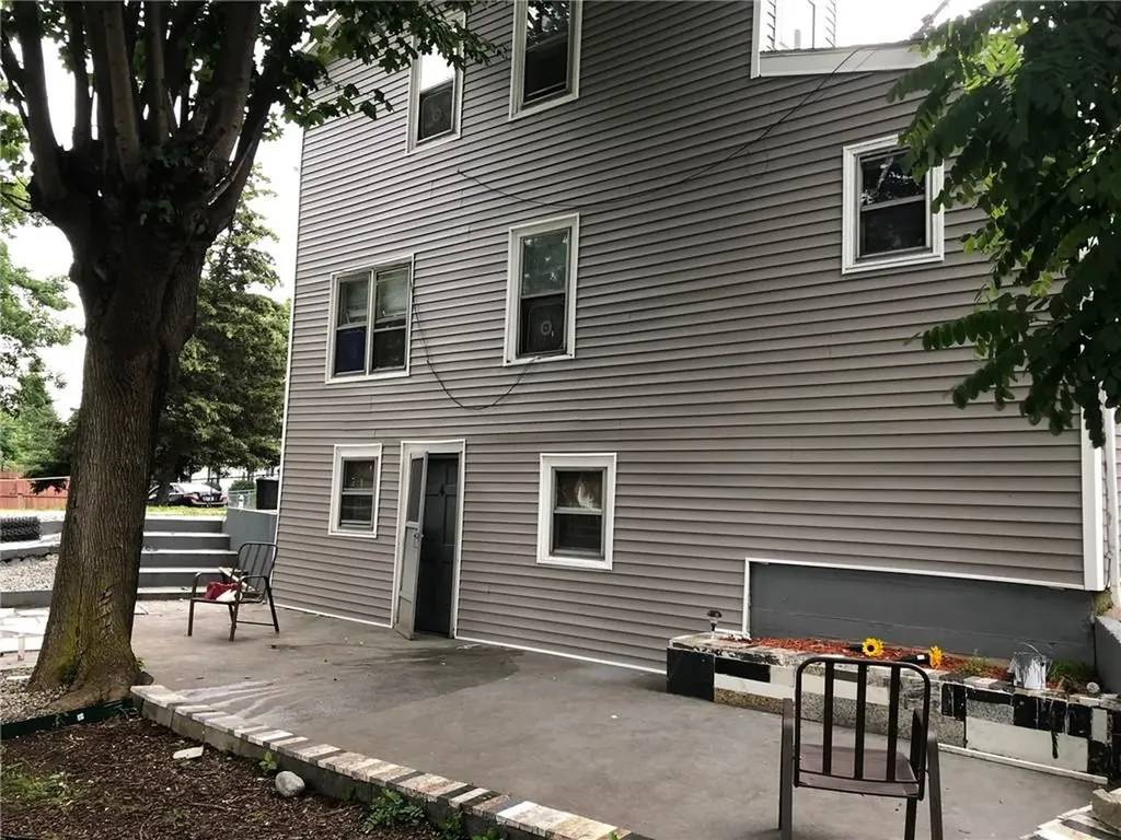 52 Luna Street Providence RI 02904