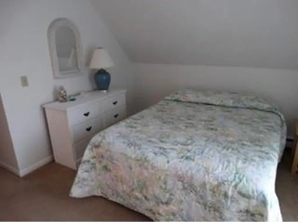 52 Webster Avenue Narragansett RI 02882