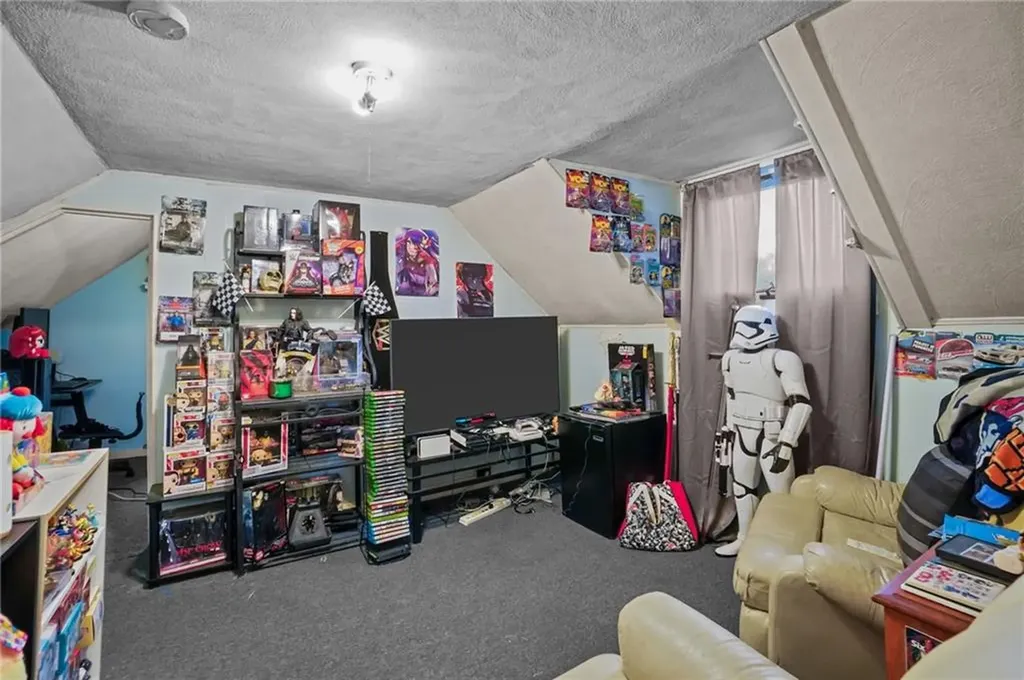 106 Providence Avenue East Providence RI 02915