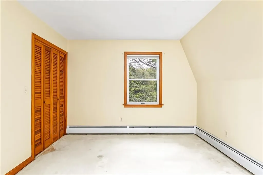 40 Wood Avenue Narragansett RI 02882