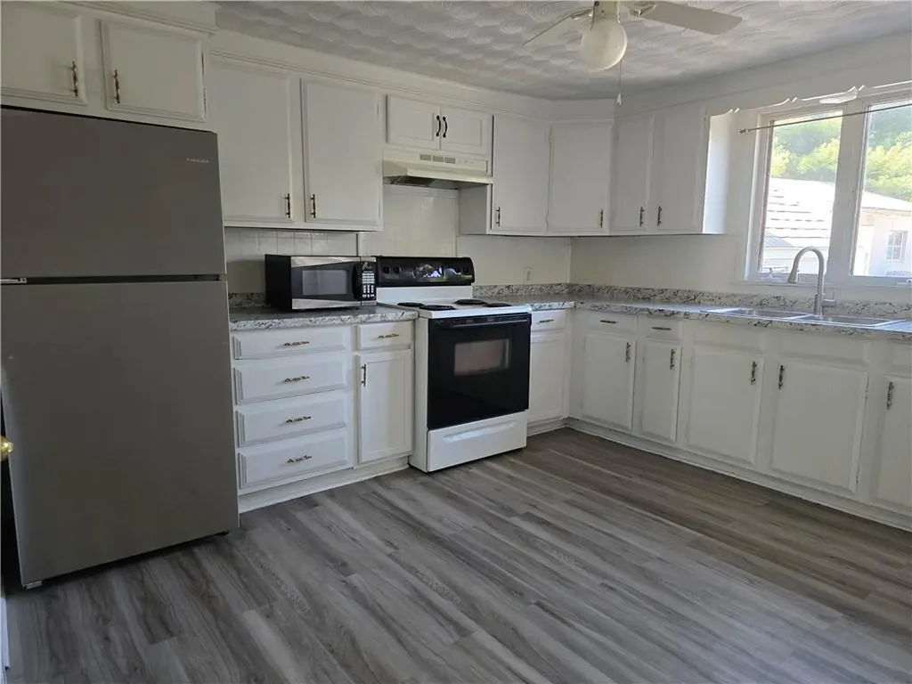226 Providence Street West Warwick RI 02893