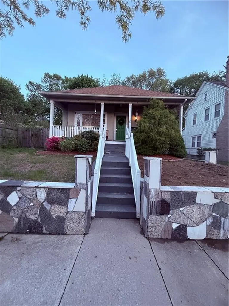 138 Alabama Avenue Providence RI 02905