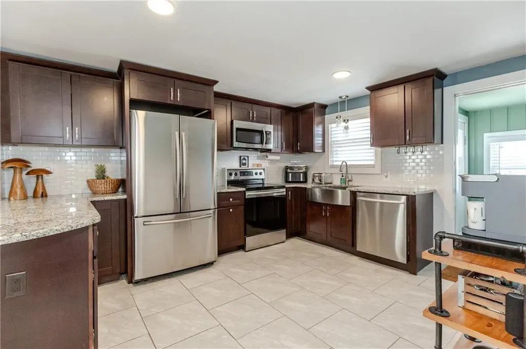 44 Pocasset Street Johnston RI 02919