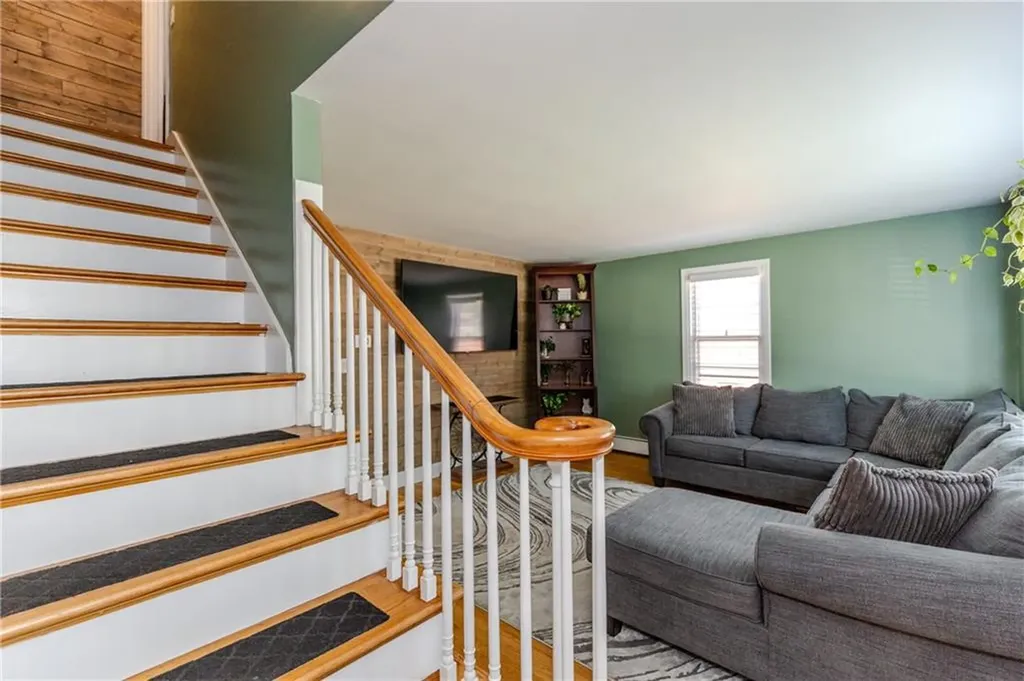 44 Pocasset Street Johnston RI 02919