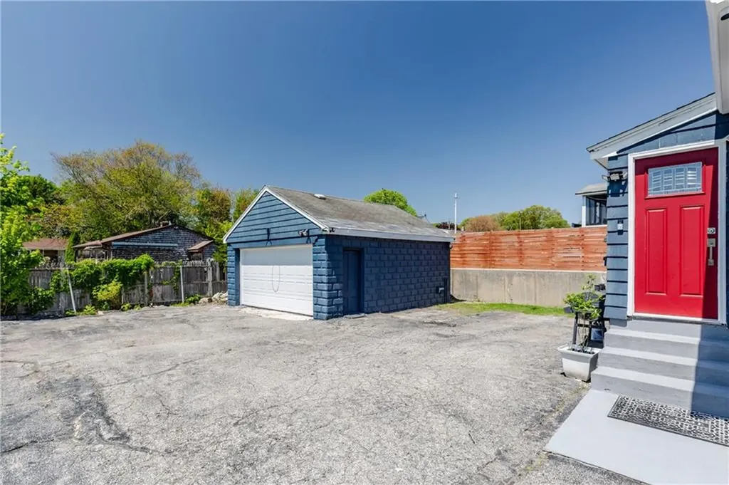 44 Pocasset Street Johnston RI 02919