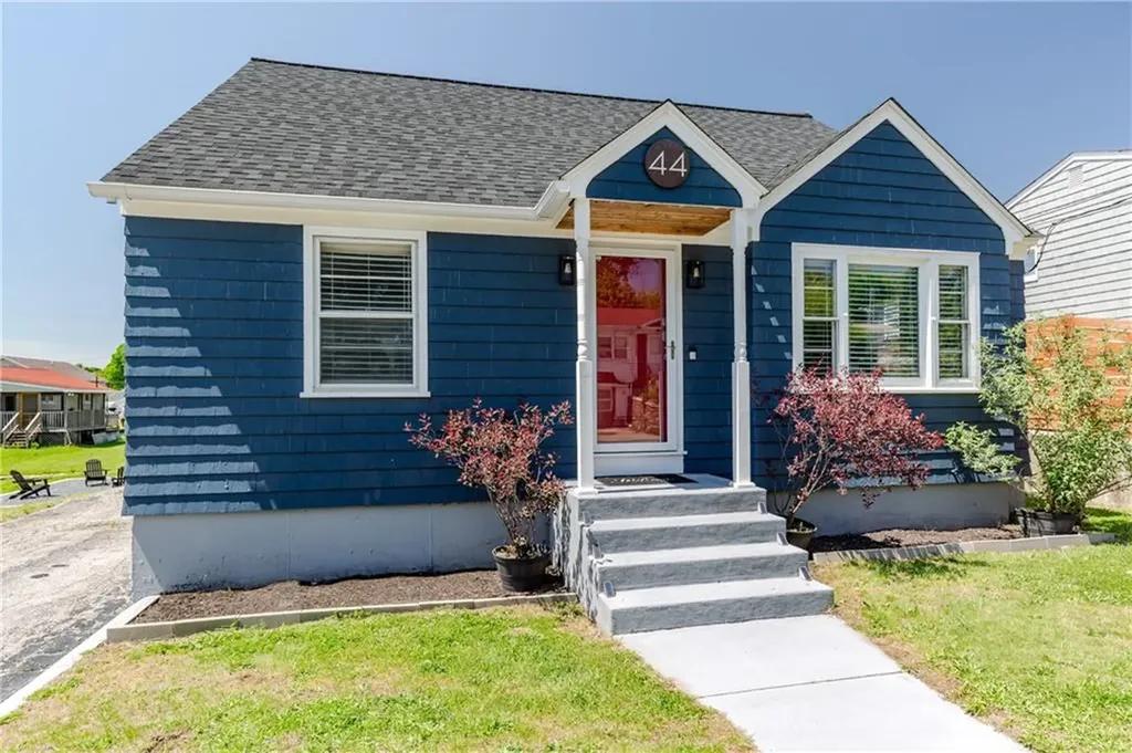 44 Pocasset Street Johnston RI 02919