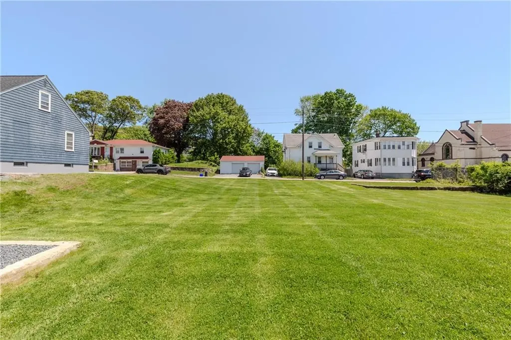 44 Pocasset Street Johnston RI 02919