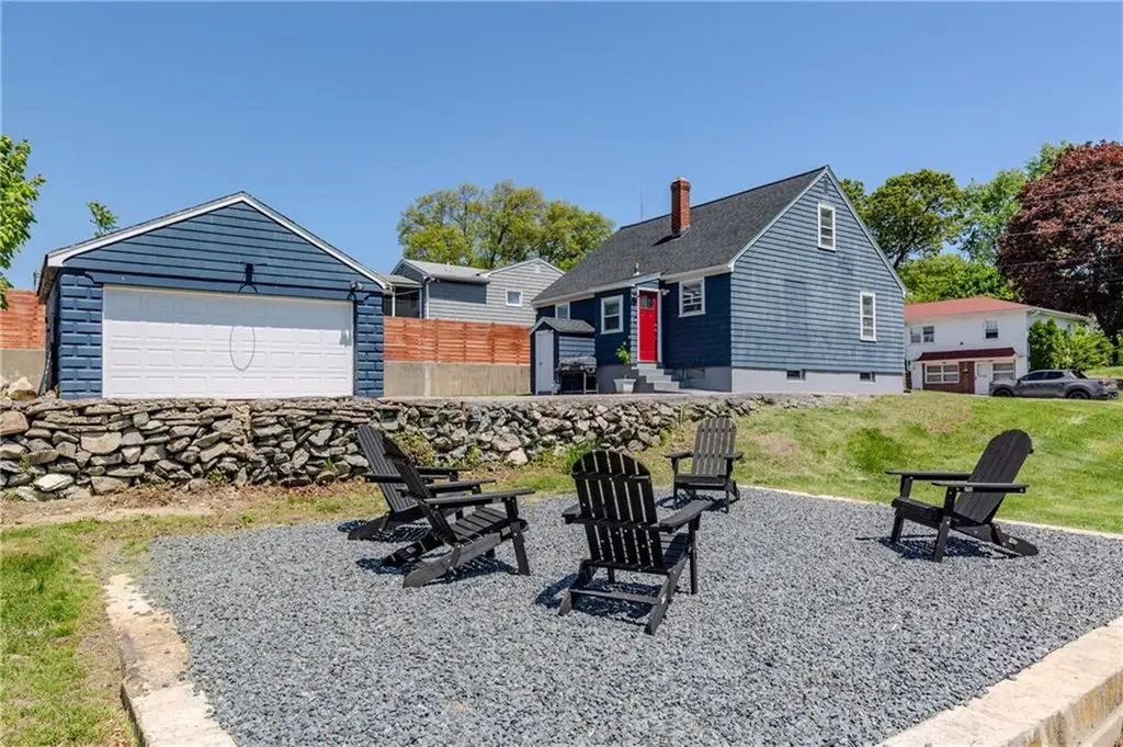 44 Pocasset Street Johnston RI 02919