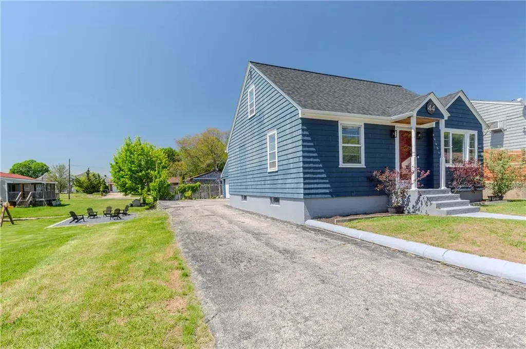 44 Pocasset Street Johnston RI 02919