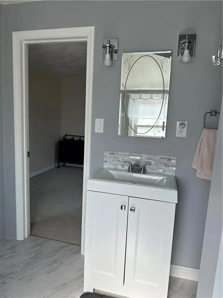 1 Diaz Court West Warwick RI 02893