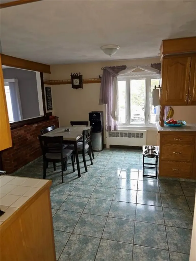 1 Diaz Court West Warwick RI 02893