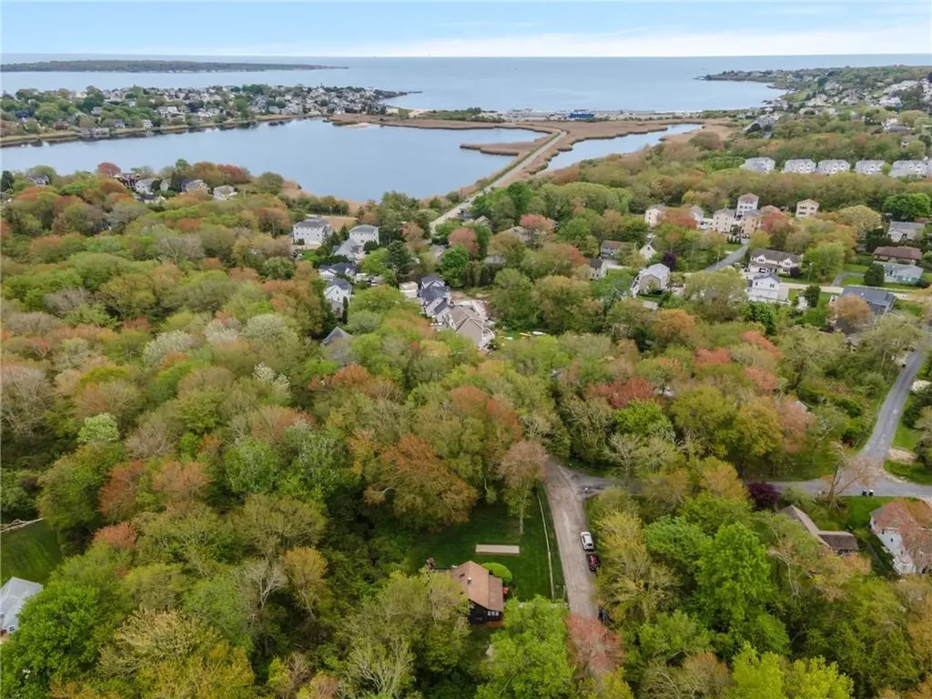 4 Ottawa Trail Narragansett RI 02882