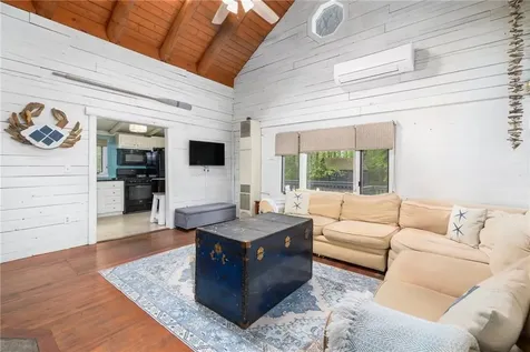 4 Ottawa Trail Narragansett RI 02882