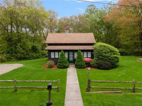 4 Ottawa Trail Narragansett RI 02882