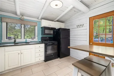 4 Ottawa Trail Narragansett RI 02882