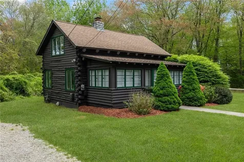 4 Ottawa Trail Narragansett RI 02882