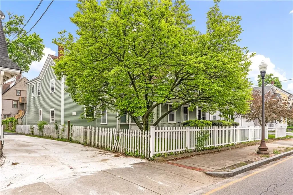 57 Spring Street Pawtucket RI 02860