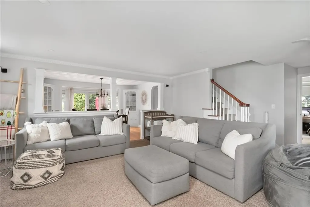 30 Peters Lane West Warwick RI 02893
