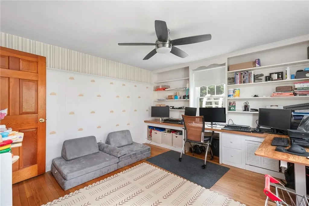 30 Peters Lane West Warwick RI 02893
