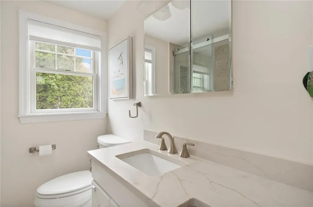 30 Peters Lane West Warwick RI 02893