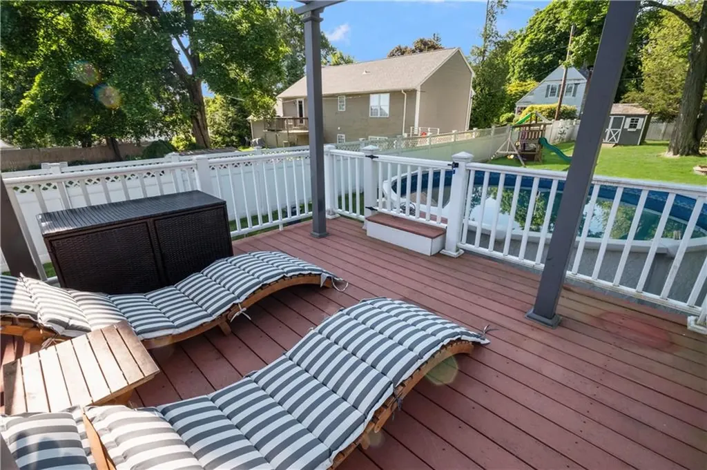 30 Peters Lane West Warwick RI 02893