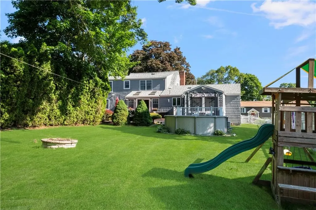 30 Peters Lane West Warwick RI 02893