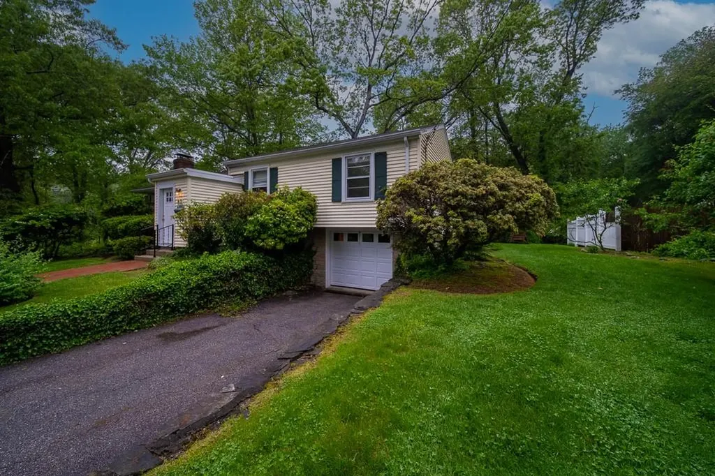 83 Darling Street Warwick RI 02886