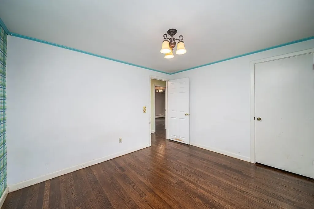 83 Darling Street Warwick RI 02886