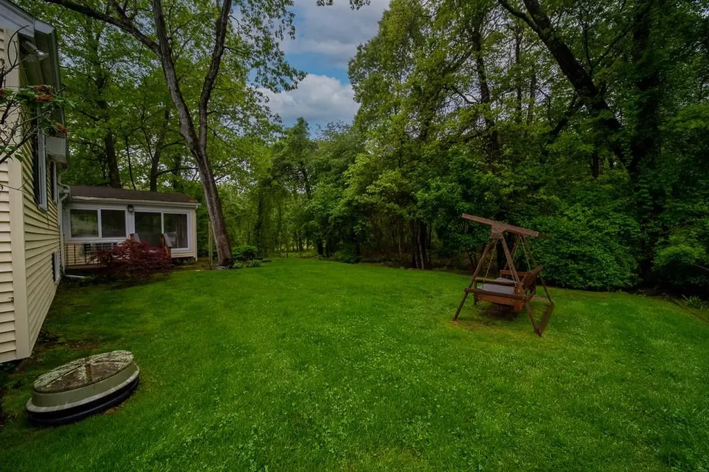 83 Darling Street Warwick RI 02886