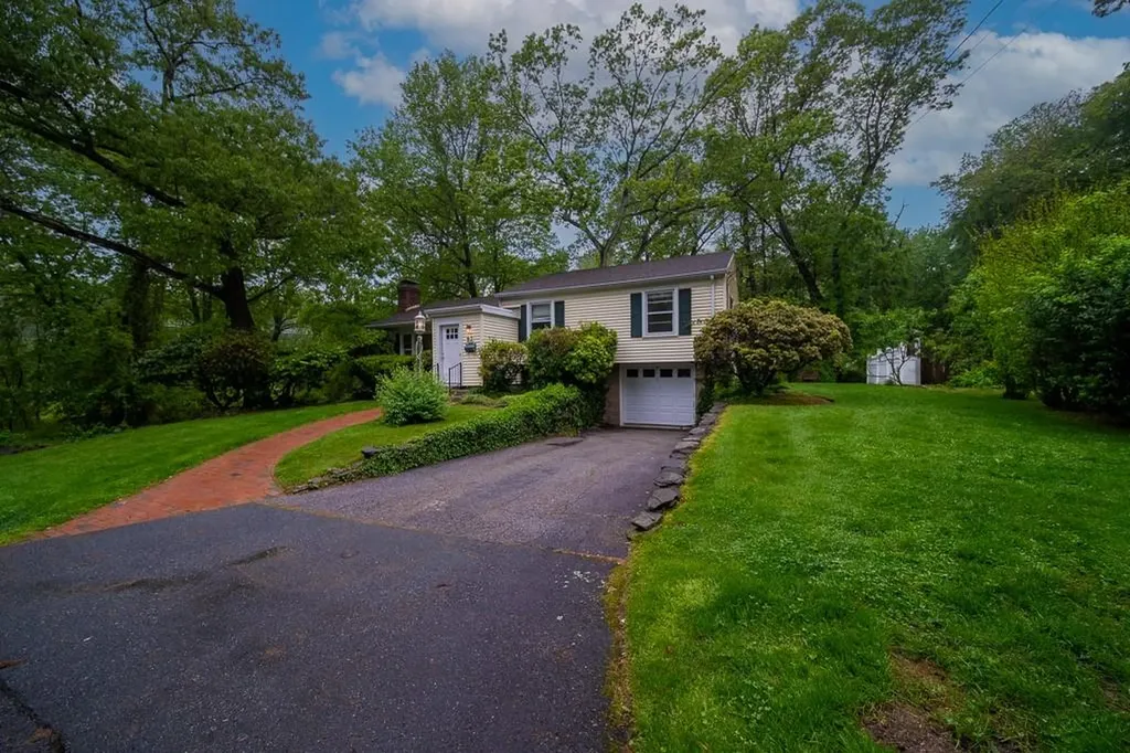83 Darling Street Warwick RI 02886