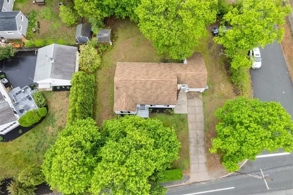 1075 Oaklawn Avenue Cranston RI 02920