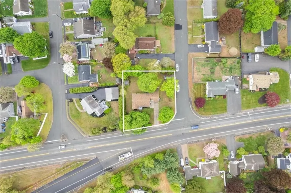 1075 Oaklawn Avenue Cranston RI 02920