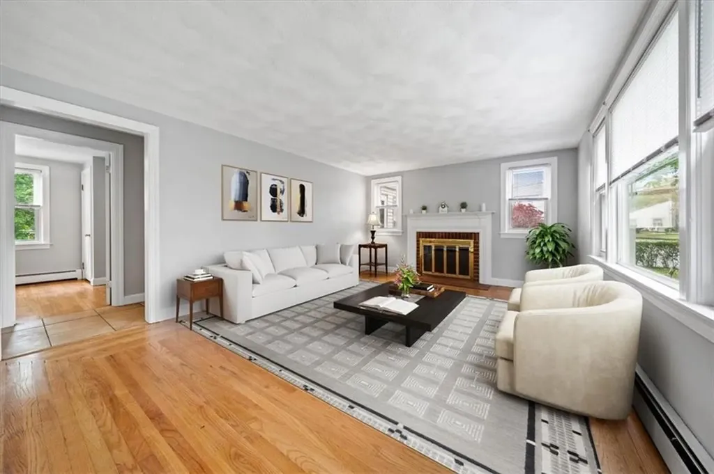 1075 Oaklawn Avenue Cranston RI 02920