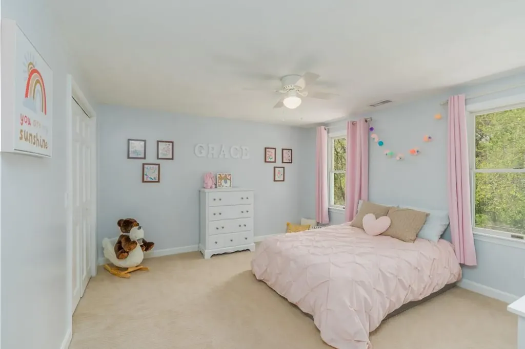 161 South Cobble Hill Road Warwick RI 02886