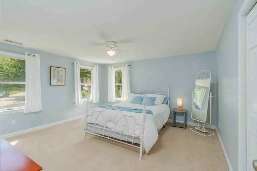 161 South Cobble Hill Road Warwick RI 02886