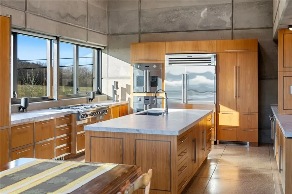 155 West Main Road Little Compton RI 02837