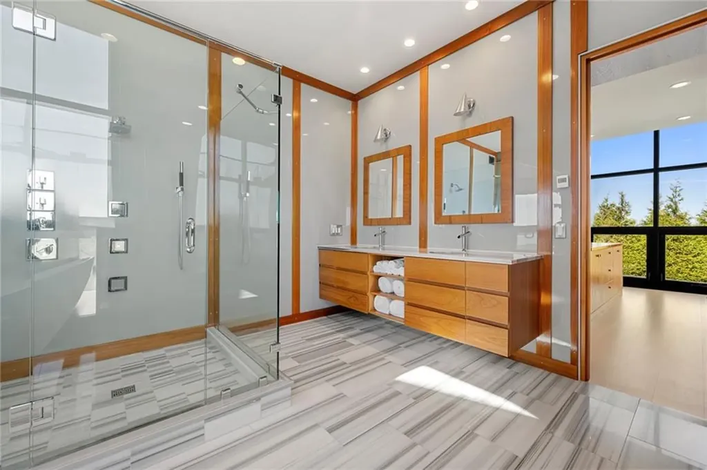 155 West Main Road Little Compton RI 02837