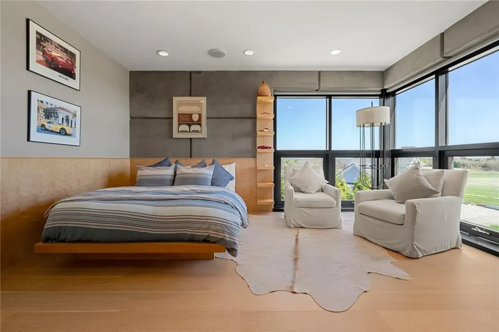 155 West Main Road Little Compton RI 02837