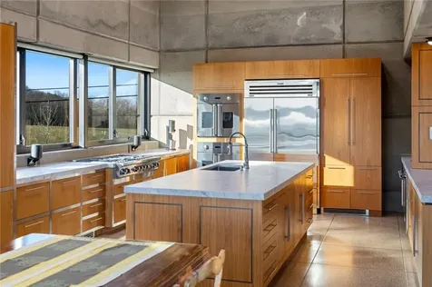 155 West Main Road Little Compton RI 02837