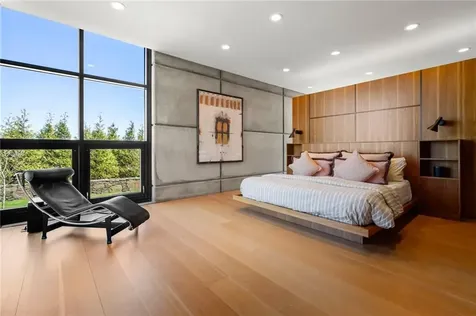 155 West Main Road Little Compton RI 02837